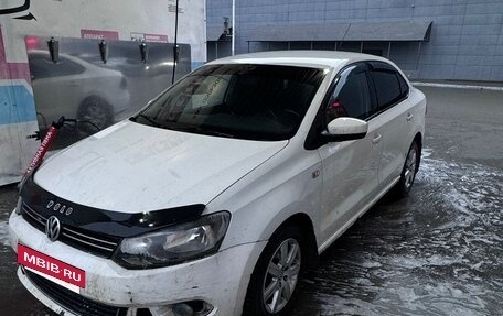 Volkswagen Polo VI (EU Market), 2011 год, 520 000 рублей, 2 фотография
