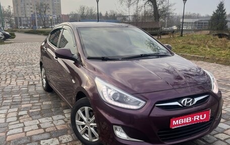 Hyundai Solaris II рестайлинг, 2014 год, 650 000 рублей, 1 фотография