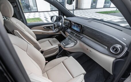 Mercedes-Benz V-Класс, 2025 год, 14 700 000 рублей, 26 фотография