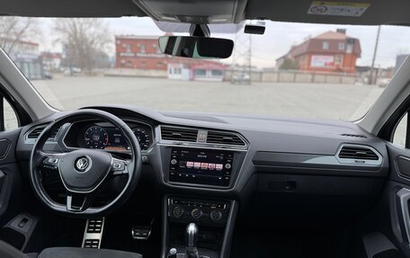 Volkswagen Tiguan II, 2018 год, 2 299 000 рублей, 22 фотография