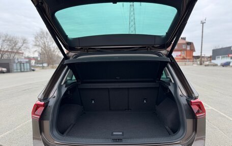 Volkswagen Tiguan II, 2018 год, 2 299 000 рублей, 30 фотография