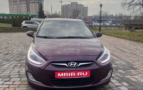 Hyundai Solaris II рестайлинг, 2014 год, 650 000 рублей, 2 фотография