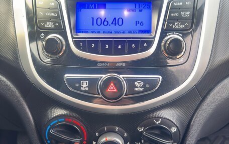 Hyundai Solaris II рестайлинг, 2014 год, 650 000 рублей, 16 фотография