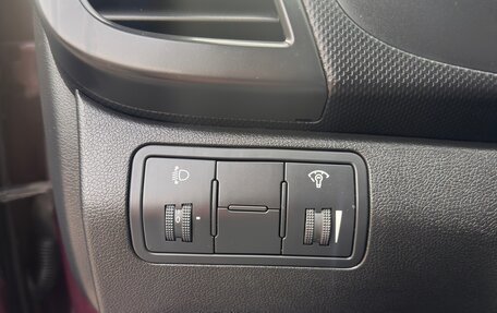 Hyundai Solaris II рестайлинг, 2014 год, 650 000 рублей, 19 фотография