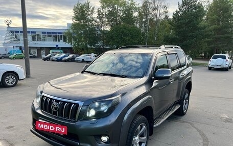 Toyota Land Cruiser Prado 150 рестайлинг 2, 2013 год, 2 650 000 рублей, 4 фотография