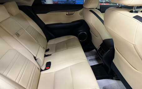 Lexus NX I, 2017 год, 2 920 000 рублей, 12 фотография