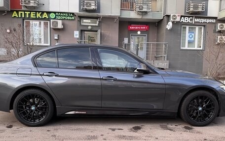 BMW 3 серия, 2017 год, 4 фотография