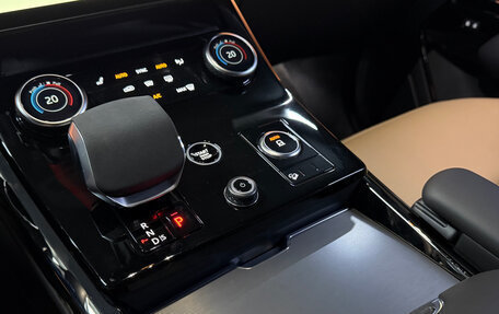 Land Rover Range Rover Sport, 2023 год, 14 900 000 рублей, 12 фотография