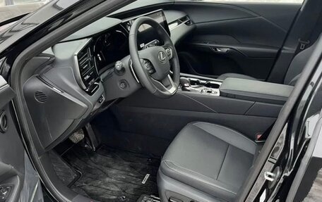 Lexus RX IV рестайлинг, 2025 год, 7 190 000 рублей, 6 фотография