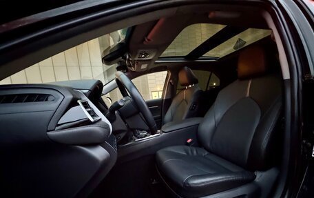 Toyota Camry, 2022 год, 3 599 000 рублей, 10 фотография