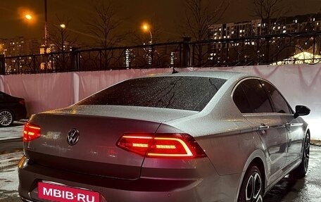 Volkswagen Passat B8 рестайлинг, 2019 год, 1 780 000 рублей, 6 фотография