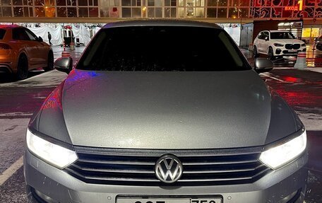 Volkswagen Passat B8 рестайлинг, 2019 год, 1 780 000 рублей, 1 фотография