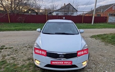 KIA cee'd I рестайлинг, 2011 год, 740 000 рублей, 1 фотография