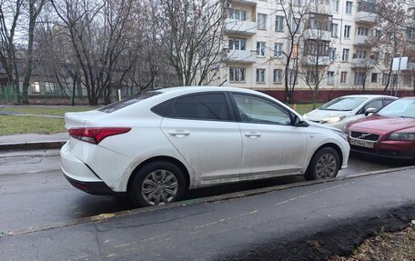 Hyundai Solaris II рестайлинг, 2021 год, 1 400 000 рублей, 2 фотография