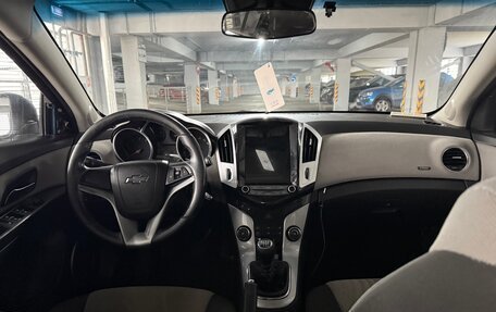 Chevrolet Cruze II, 2012 год, 499 999 рублей, 13 фотография