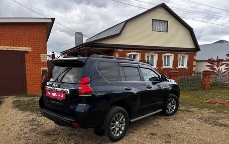 Toyota Land Cruiser Prado 150 рестайлинг 2, 2018 год, 5 299 000 рублей, 9 фотография