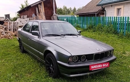 BMW 5 серия, 1989 год, 350 000 рублей, 4 фотография