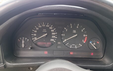 BMW 5 серия, 1989 год, 350 000 рублей, 11 фотография