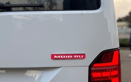 Volkswagen Multivan T6 рестайлинг, 2020 год, 6 450 000 рублей, 7 фотография