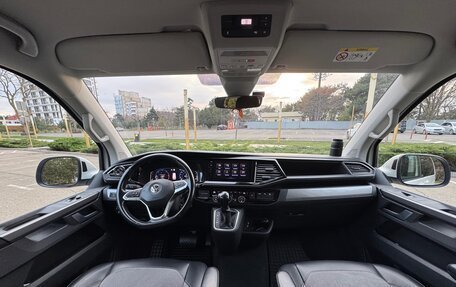 Volkswagen Multivan T6 рестайлинг, 2020 год, 6 450 000 рублей, 12 фотография