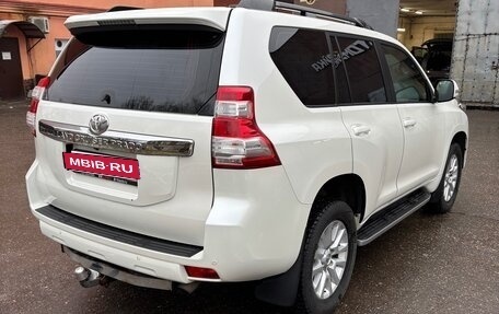 Toyota Land Cruiser Prado 150 рестайлинг 2, 2013 год, 2 900 000 рублей, 5 фотография