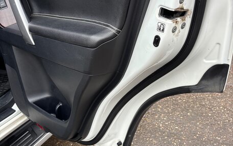 Toyota Land Cruiser Prado 150 рестайлинг 2, 2013 год, 2 900 000 рублей, 12 фотография