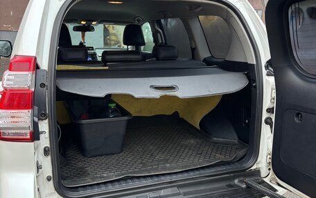 Toyota Land Cruiser Prado 150 рестайлинг 2, 2013 год, 2 900 000 рублей, 19 фотография