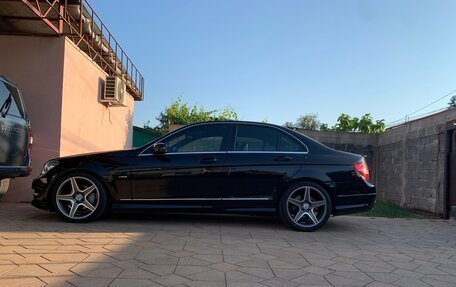 Mercedes-Benz C-Класс, 2011 год, 1 400 000 рублей, 3 фотография