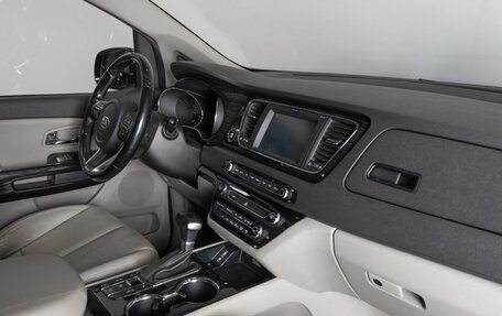 KIA Carnival III, 2019 год, 2 884 000 рублей, 8 фотография