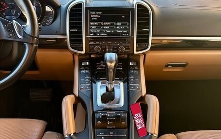 Porsche Cayenne III, 2013 год, 3 330 000 рублей, 20 фотография