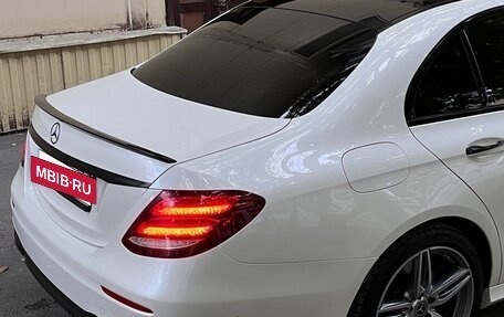 Mercedes-Benz E-Класс, 2017 год, 3 650 000 рублей, 3 фотография