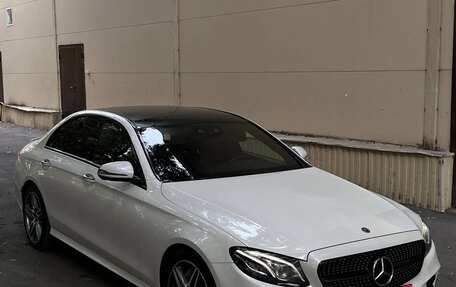 Mercedes-Benz E-Класс, 2017 год, 3 650 000 рублей, 2 фотография