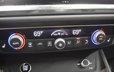 Audi Q3, 2025 год, 5 856 000 рублей, 12 фотография