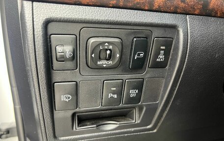 Toyota Land Cruiser 200, 2008 год, 3 359 000 рублей, 18 фотография