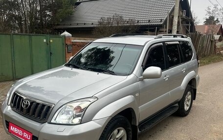 Toyota Land Cruiser Prado 120 рестайлинг, 2005 год, 1 850 000 рублей, 1 фотография