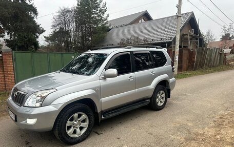 Toyota Land Cruiser Prado 120 рестайлинг, 2005 год, 1 850 000 рублей, 3 фотография