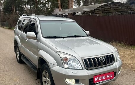 Toyota Land Cruiser Prado 120 рестайлинг, 2005 год, 1 850 000 рублей, 4 фотография