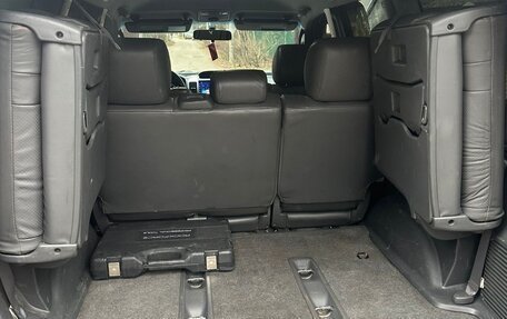 Toyota Land Cruiser Prado 120 рестайлинг, 2005 год, 1 850 000 рублей, 9 фотография