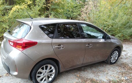 Toyota Auris II, 2013 год, 1 090 000 рублей, 4 фотография