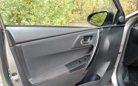 Toyota Auris II, 2013 год, 1 090 000 рублей, 6 фотография