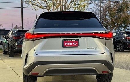 Lexus RX IV рестайлинг, 2025 год, 9 465 000 рублей, 6 фотография