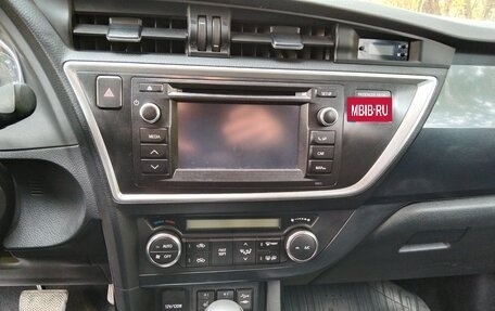 Toyota Auris II, 2013 год, 1 090 000 рублей, 10 фотография