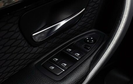 BMW 3 серия, 2016 год, 2 470 000 рублей, 24 фотография