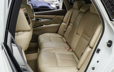 Infiniti Q70 I, 2015 год, 2 330 000 рублей, 9 фотография