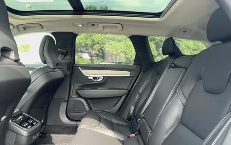 Volvo V90 Cross Country I рестайлинг, 2025 год, 8 322 000 рублей, 15 фотография