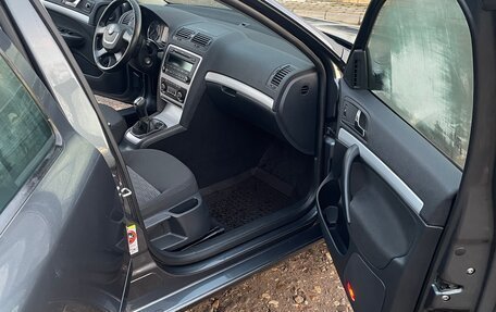 Skoda Octavia, 2011 год, 740 000 рублей, 11 фотография