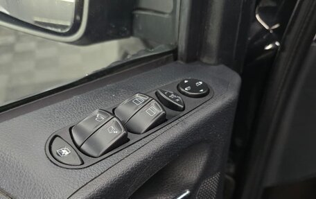 Mercedes-Benz Viano, 2011 год, 1 600 000 рублей, 16 фотография