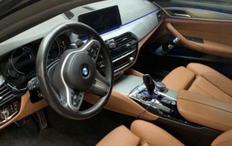 BMW 5 серия, 2018 год, 2 550 000 рублей, 2 фотография