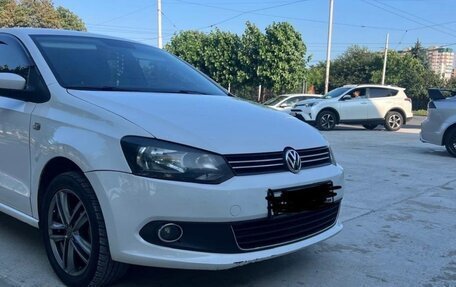 Volkswagen Polo VI (EU Market), 2013 год, 900 000 рублей, 3 фотография