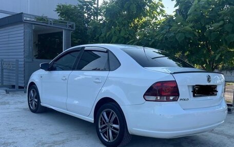 Volkswagen Polo VI (EU Market), 2013 год, 900 000 рублей, 4 фотография